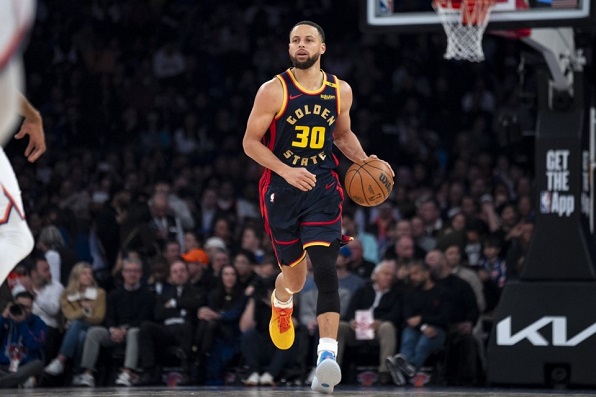 Golden State Warriors etenee kuuden parhaan joukkoon ensimmäistä kertaa tällä kaudella